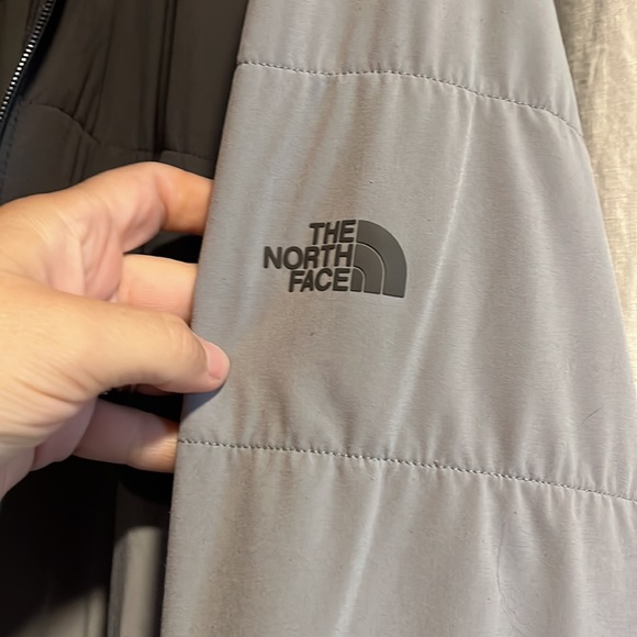 the north face light jacket - Picture 2 of 9